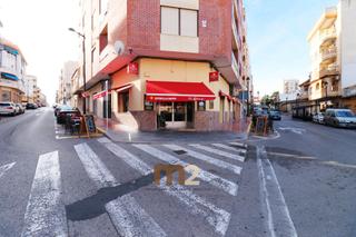 Location Local commercial  Carrer sant josep. Se alquila restaurante en guardamar del segura
