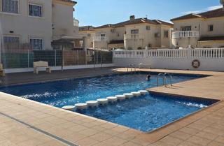 Casa  Calle gotzone mora. Se vende piso en aguas nuevas, torrevieja