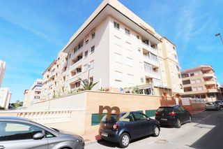 Apartament  Carrer riu segura. Se vende apartamento en guardamar del segura