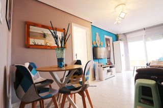 Piso  Calle bella antonia 4. Se vende apartamento en torrevieja.