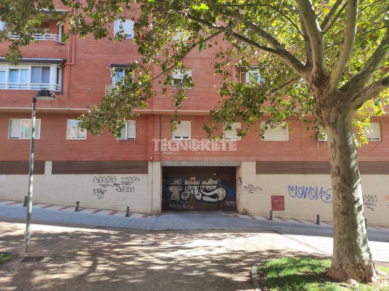 Foto 173076fc-f368-4498-8d75-af938846a873. Aparcament cotxe a Estación-Manantiales Guadalajara