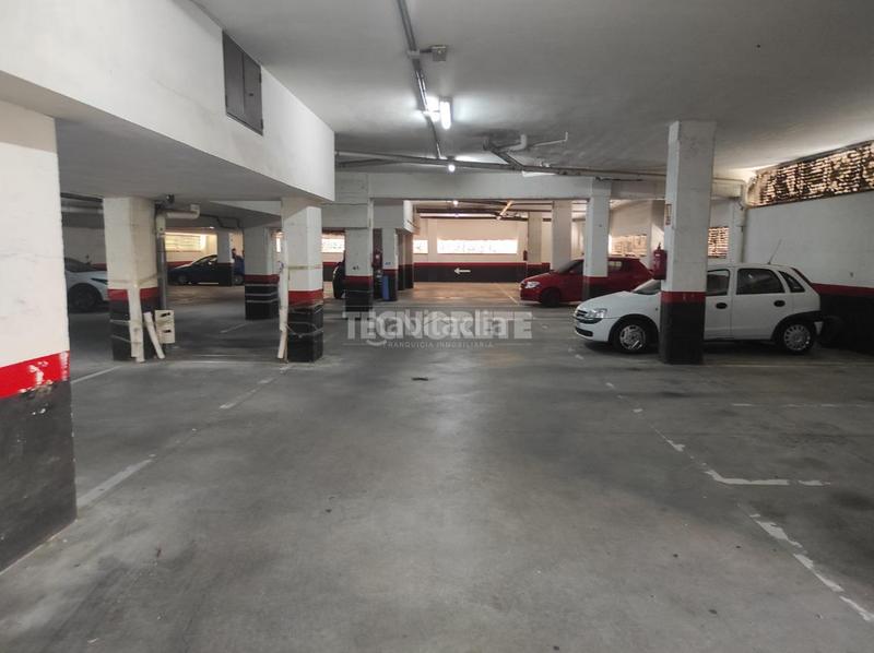 Foto cd20629b-c585-4922-a21d-cd17be6e0254. Aparcament cotxe a Estación-Manantiales Guadalajara