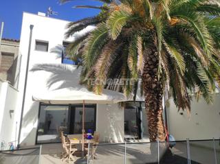 Casa aparellada en Estacin-Manantiales. Casa en venta en guadalajara