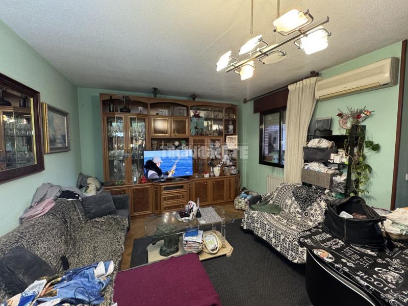 Foto 14205883-ba70-4528-bb0c-95bf218f8478. Pis amb calefacció aparcament a Constitución-El Balconcillo Guadalajara