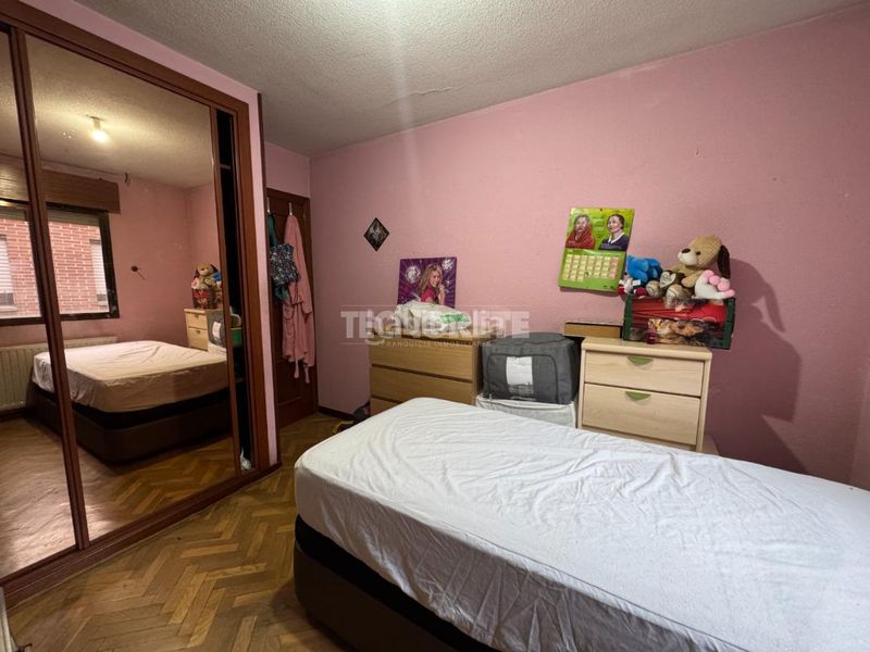 Foto 19d5f9d7-0074-4f00-acd2-e75328862c0b. Pis amb calefacció aparcament a Constitución-El Balconcillo Guadalajara