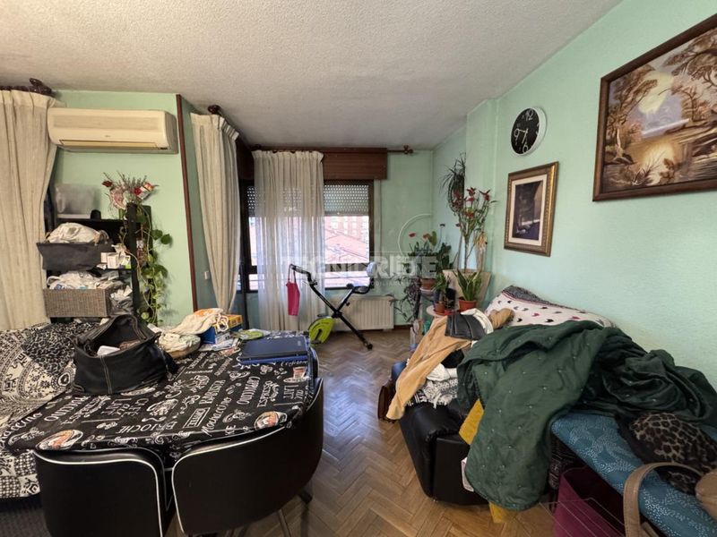 Foto cb47bdac-d80c-4c3e-9e42-9c46c1e811a0. Pis amb calefacció aparcament a Constitución-El Balconcillo Guadalajara