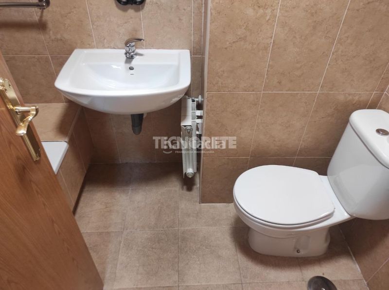 Foto dd50c90f-49fc-473e-a680-840650a4d3a5. Pis amb calefacció aparcament a Estación-Manantiales Guadalajara