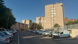 Aparcament cotxe a Constitución-El Balconcillo. Boxplaza de garaje en venta en guadalajara
