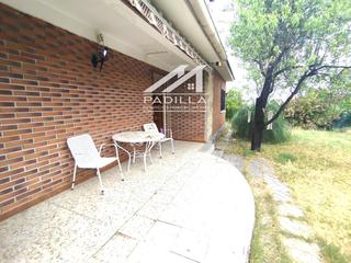Chalet en Encinas 2. Chalet con piscina