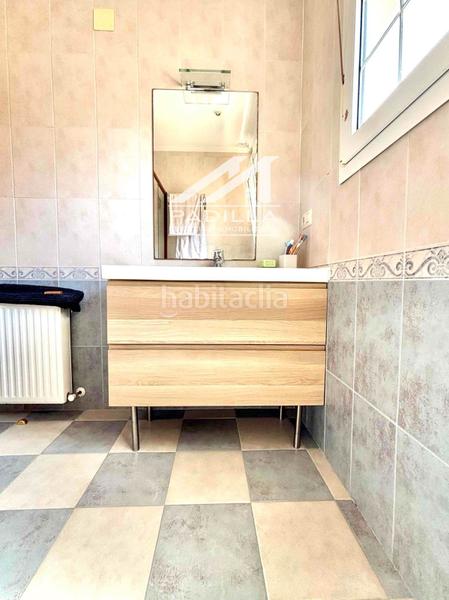 Foto 3d24c0a3-8f75-4ecd-9b8c-385e5214e07b. Casa adossada amb calefacció aparcament a Valmojado