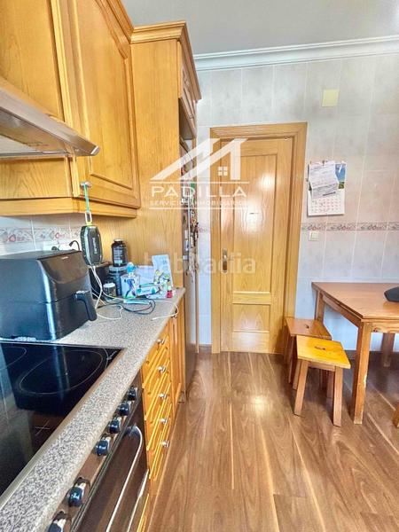 Foto 990b3e94-a7d7-4d93-a9a1-37cbd8eebf17. Casa adossada amb calefacció aparcament a Valmojado