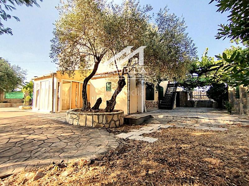 Foto 7201d40d-0606-4fa5-b538-a34c70d69c2e. Chalet  independiente en urbanización ribera del alberche en Escalona