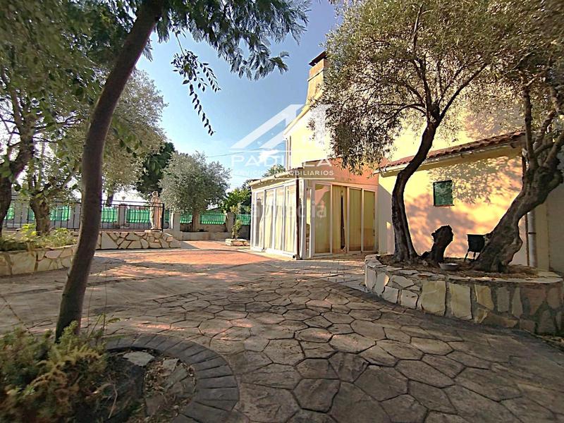 Foto d3b3fe74-e323-4d9c-b97d-4b94acf6aff5. Chalet  independiente en urbanización ribera del alberche en Escalona