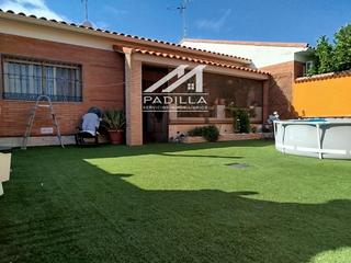 Maison jumelée  Rio duero. Chalet adosado en camarena