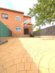Casa adossada  Lopez fernandez. Chalet pareado en camarena zona las ventas de retamosa