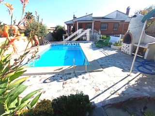 Chalet  Fuenterrabia. Chalet independiente  con piscina de obra