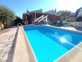 Xalet  Fuenterrabia. Chalet independiente  con piscina de obra