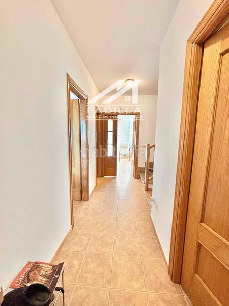 Foto 106157b1-d1f7-46e4-97d5-d147f8a0154a. Casa aparellada amb calefacció aparcament a Ventas de Retamosa (Las)