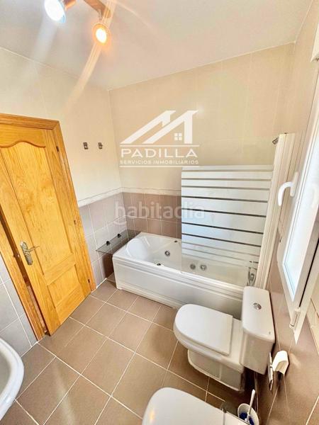 Foto a0cfab1c-1249-482f-b5c8-d81c0e787fa8. Casa aparellada amb calefacció aparcament a Ventas de Retamosa (Las)