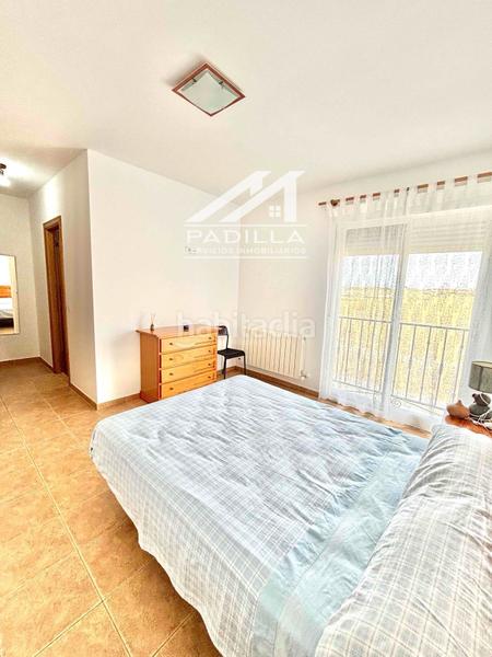 Foto ea18449c-2841-4dce-94a9-a4009101b6c4. Casa aparellada amb calefacció aparcament a Ventas de Retamosa (Las)