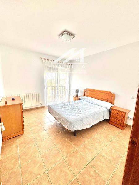 Foto f0222012-e671-4f0e-b8bc-ddfb289a777b. Casa aparellada amb calefacció aparcament a Ventas de Retamosa (Las)