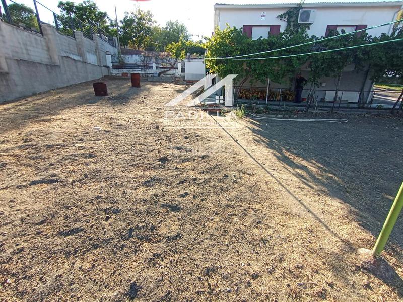 Foto 791b2624-db51-4746-b9c6-33aa7ea788cd. Chalet avec chauffage parking piscine dans Méntrida