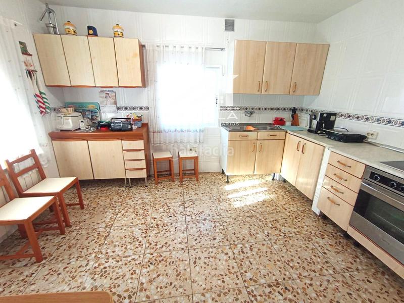 Foto 8707383f-9f55-43d0-88ee-d62f4f6137d5. Chalet avec chauffage parking piscine dans Méntrida