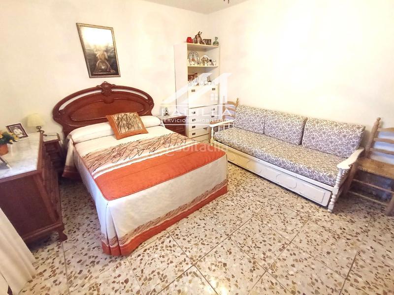 Foto a2e6abbf-4aa5-4970-a971-018f481c3249. Chalet avec chauffage parking piscine dans Méntrida