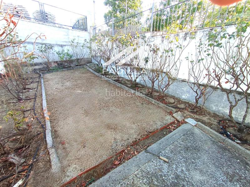 Foto b5b9d050-4b21-43ce-9775-4c435525d26f. Chalet avec chauffage parking piscine dans Méntrida