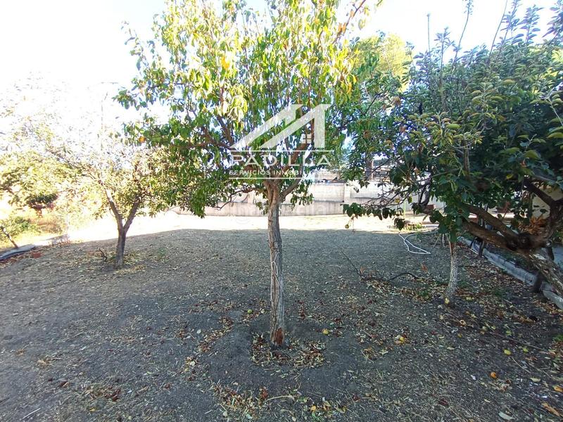 Foto d12b0b14-114f-4d18-b2a7-ede339593c68. Chalet avec chauffage parking piscine dans Méntrida