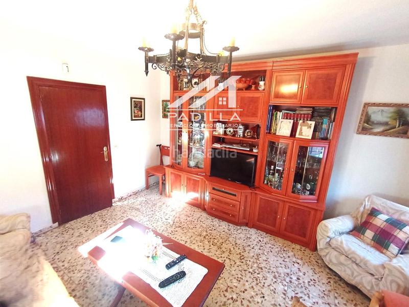 Foto e33e75e4-00b8-42f4-90ab-e3de11d9a578. Chalet avec chauffage parking piscine dans Méntrida