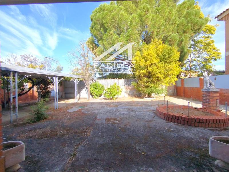 Foto 2ca82bff-1d1f-456e-86f1-ce5f6b2042b5. Chalet  independiente en Escalona