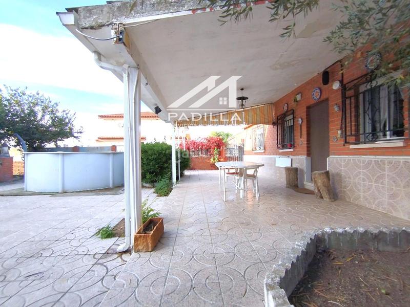 Foto 71798d64-e9e3-48fa-ab70-18b0c3aaf4f5. Chalet  independiente en Escalona