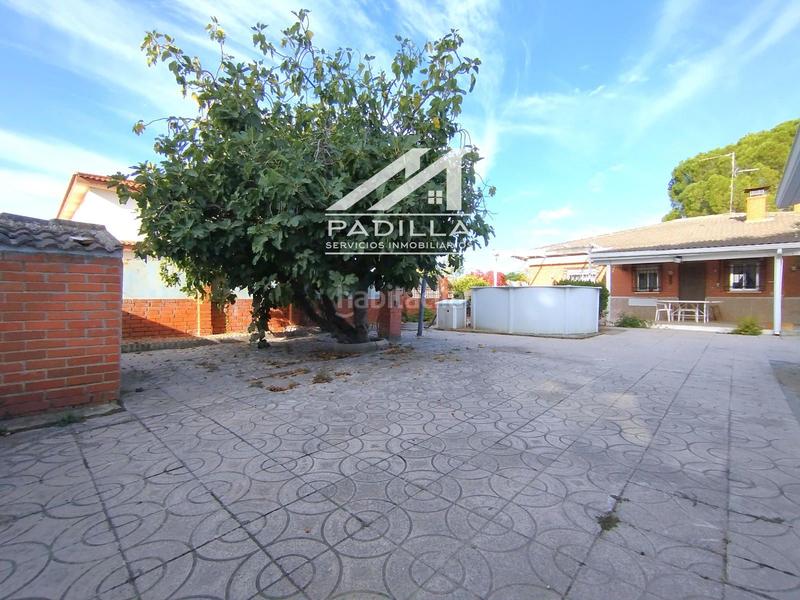 Foto c45337ec-fc9f-4b52-a86a-22e3d95e9f3b. Chalet  independiente en Escalona