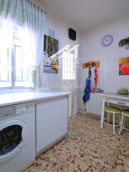 Foto d81fb513-d80a-4db6-bfab-f35f94d329c6. Chalet  independiente en Escalona