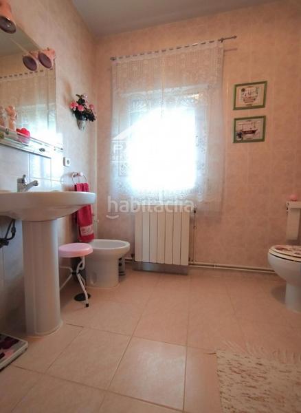 Foto d823bf08-a363-48f6-9e5a-86b737fc8a0e. Chalet  independiente en Escalona