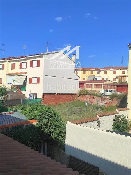 Foto 1778b99b-7f47-4a49-8dd2-27510f43e47d. Finca rústica excelente parcela urbana en Méntrida