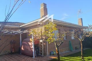 Xalet a Méntrida. Chalet independiente en méntrida