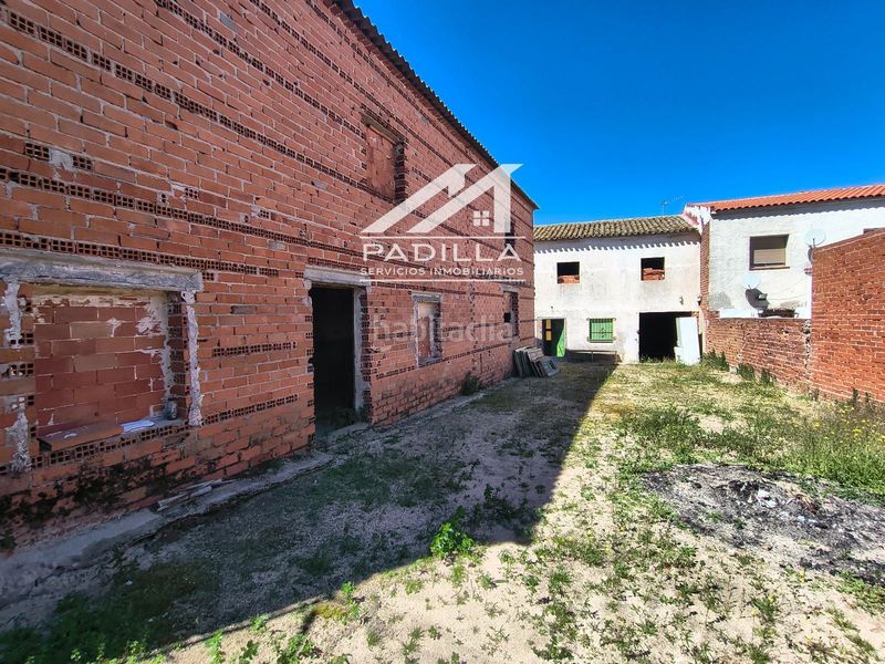 Foto a0d864c2-057d-4aeb-9e1d-59381d722c50. Casa unifamiliar céntrica con 320m de parcela en Casarrubios del Monte