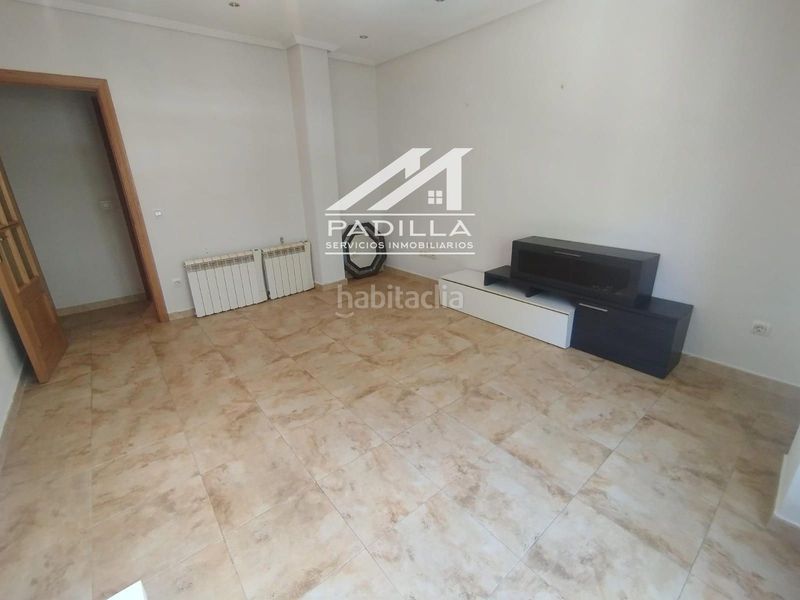 Foto dd02b105-1137-4fb8-9d46-6ff4ecd5b9db. Piso  con ascensor en Méntrida