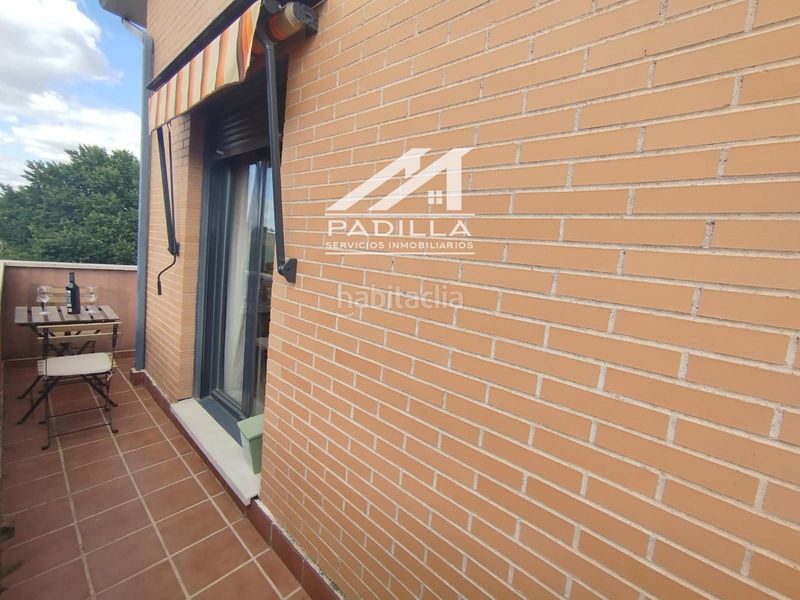 Foto ce5a023c-d9b2-49a1-8c4e-beda01d1df7a. Dúplex amb calefacció aparcament piscina a Méntrida