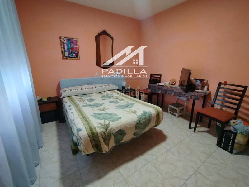 Foto a4f3ecf5-6334-4b29-924d-f7efe0e6a5a3. Casa amb calefacció aparcament a Méntrida