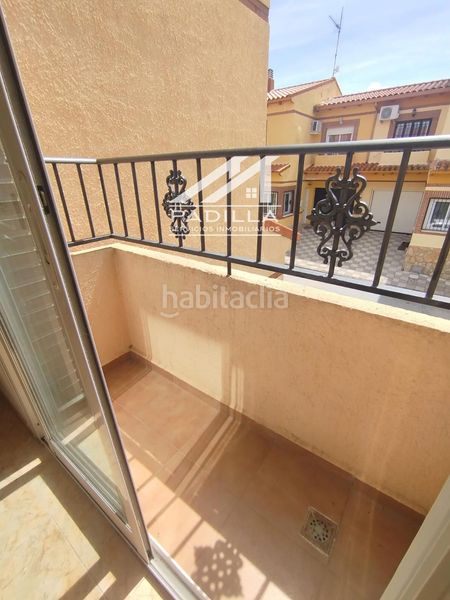 Foto 05c7881d-4e21-4040-8cb6-70a88e16300b. Casa adossada amb calefacció aparcament a Méntrida