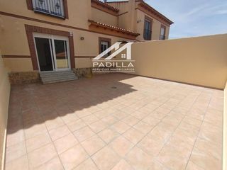 Semi detached house  Lomas. Chalet adosado en méntrida