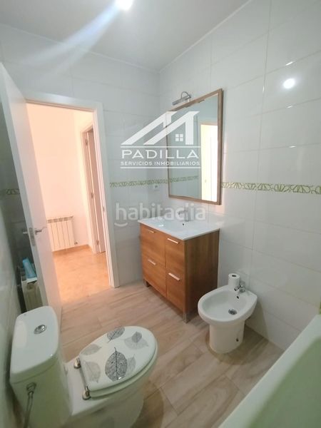 Foto 4ac3f935-cfa8-4267-a2bc-3513cf388d5d. Casa adossada amb calefacció aparcament a Méntrida