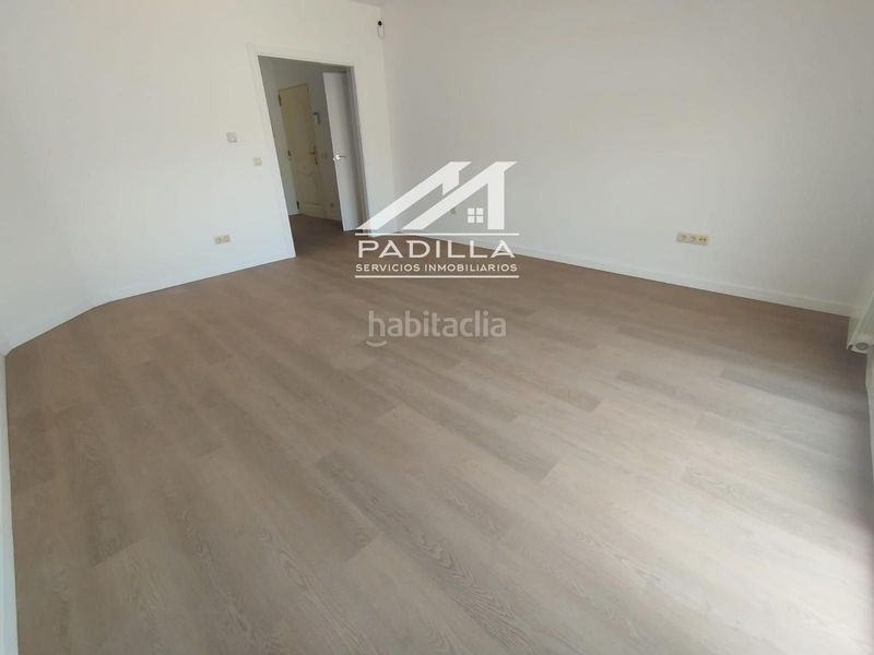 Foto a77226ff-d85d-430f-bfe0-8478dc386394. Casa adossada amb calefacció aparcament a Méntrida
