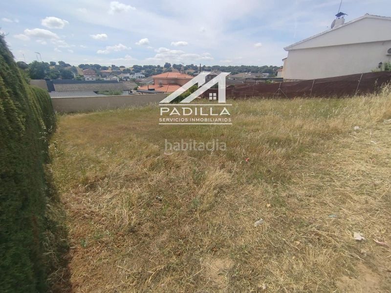 Foto 56d3f612-f2ed-41ad-a652-b063f21ec8b1. Finca rústica a Méntrida