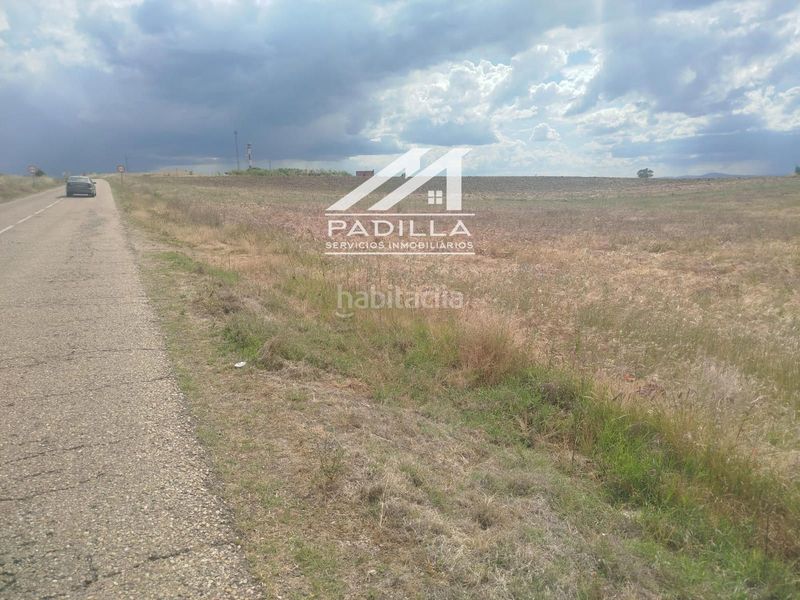 Foto 6e3c2b67-e5a7-4968-a435-2422deef6828. Finca rústica a Méntrida