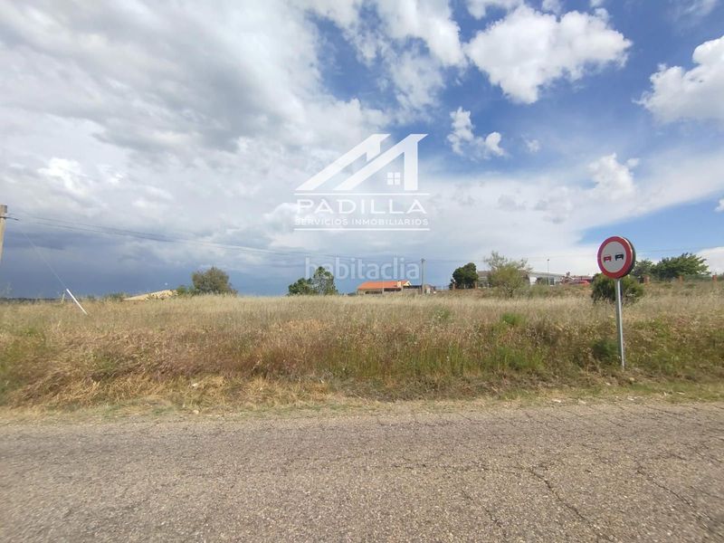 Foto d736d2e1-0ceb-4c42-8ea9-898ab85449df. Finca rústica a Méntrida