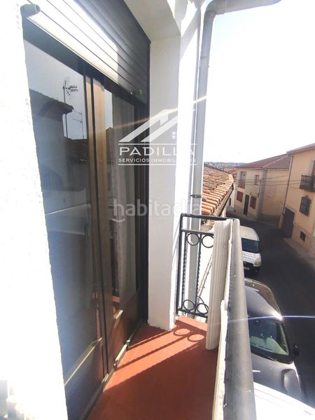 Foto 102a2ecb-141f-44d9-8feb-ffd1f8df3bfd. Casa amb calefacció a Méntrida